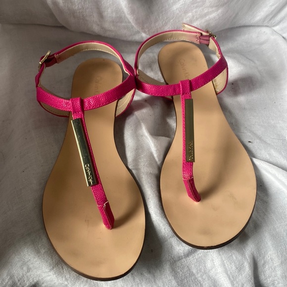 COPY - Calvin Klein Flat Sandals - Picture 4 of 6